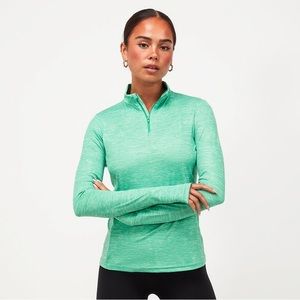 Nike Women’s Element Half Zip Size Medium